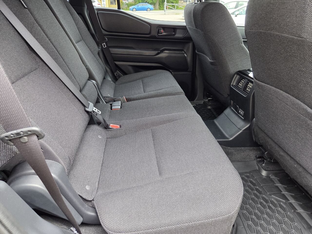 2025 Toyota LAND CRUISER Black Mont-Laurier - photo #14