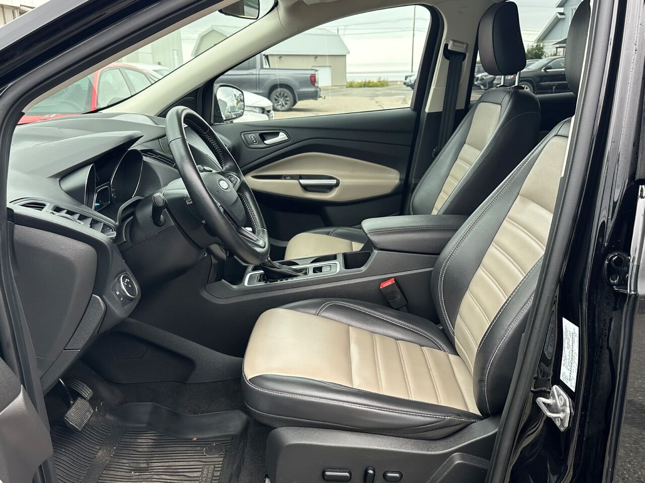 2019 Ford ESCAP ESCAP Black Matane - photo #8