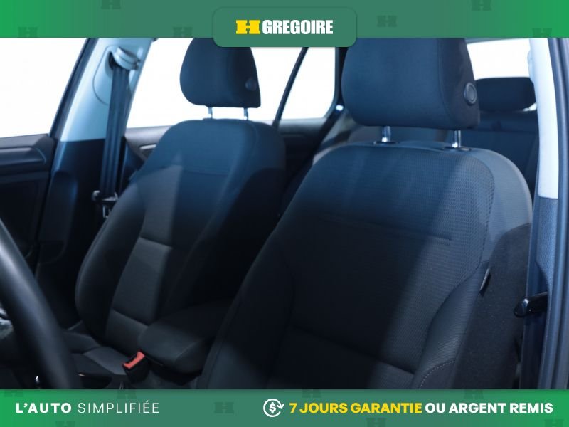 Volkswagen Golf 2021 Bleu Laval - photo #15
