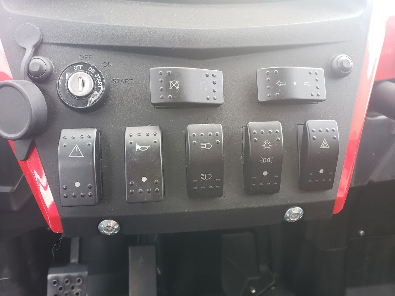 2021 CF MOTO ZFORCE 950 Grey  - photo #11