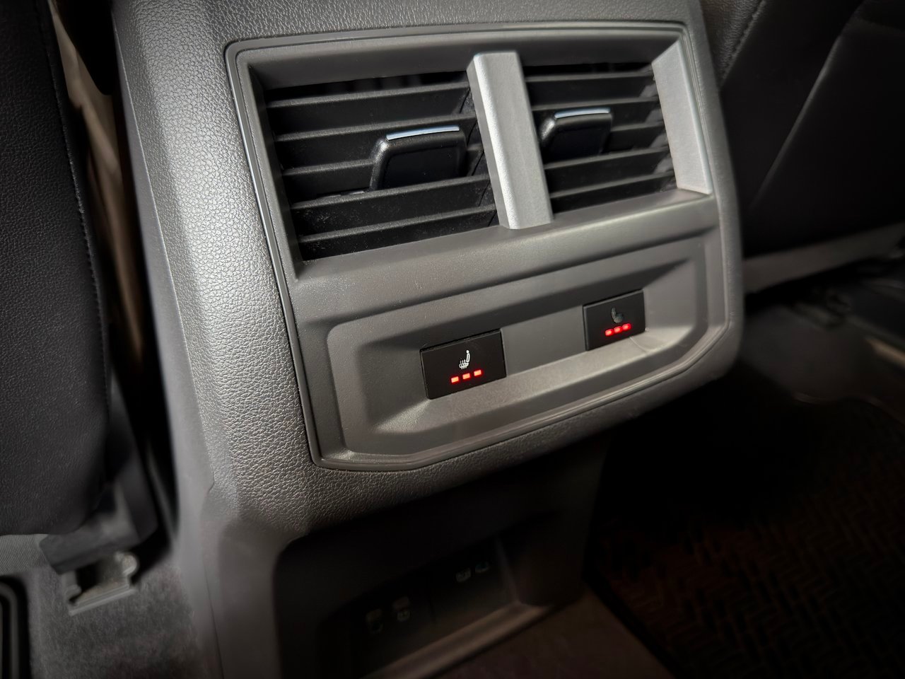 Volkswagen Atlas Cross Sport 2021 Rouge Notre-Dame-des-Prairies - photo #35