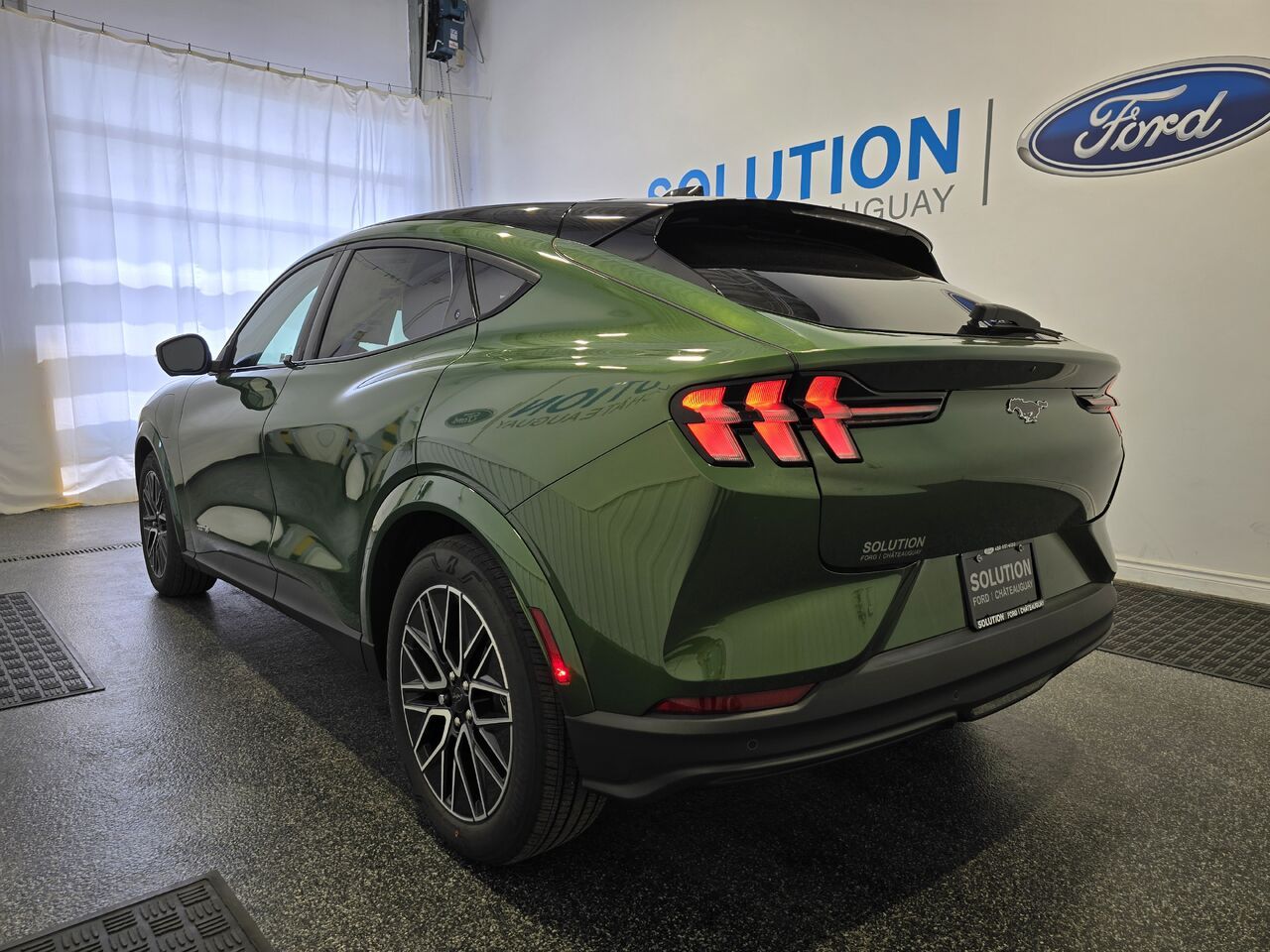 Ford Mustang Mach-E 2026