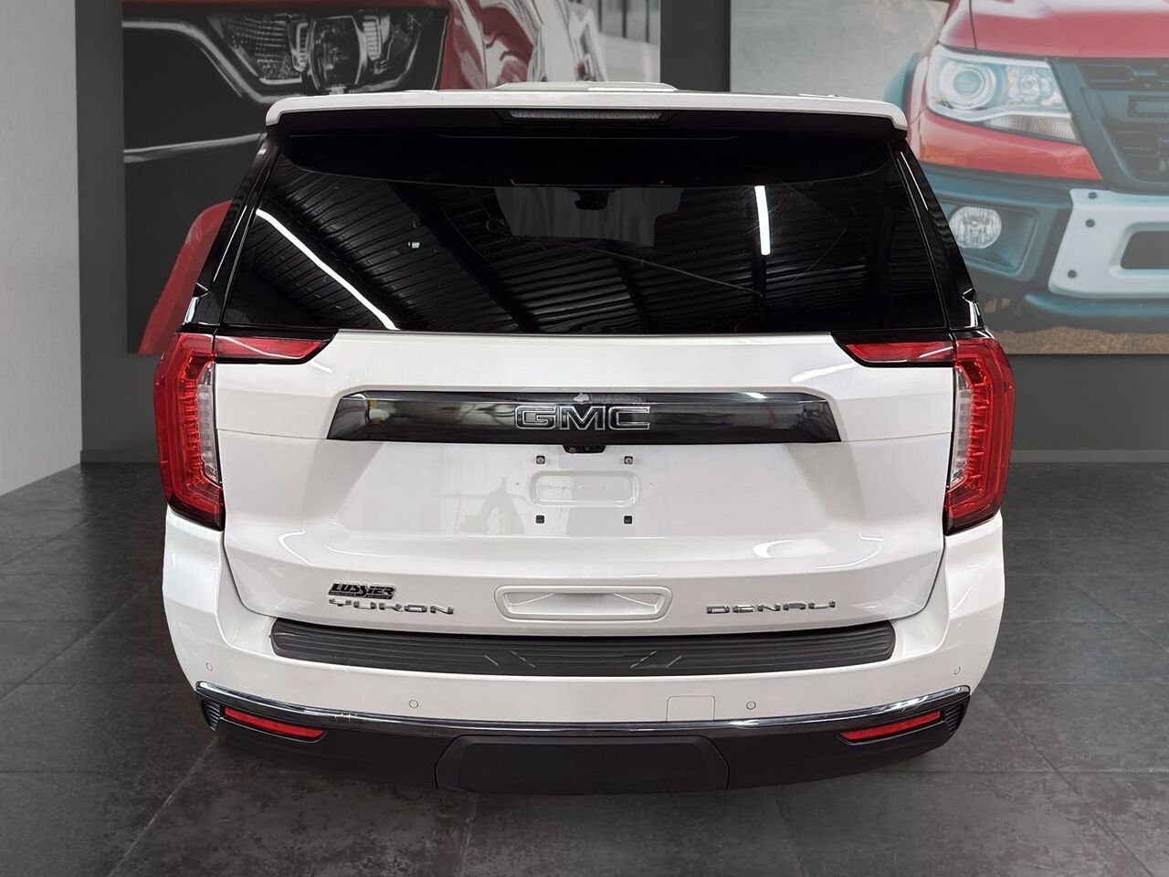2024 GMC YUKON DENALI ULTIMATE White Saint-Hyacinthe - photo #2