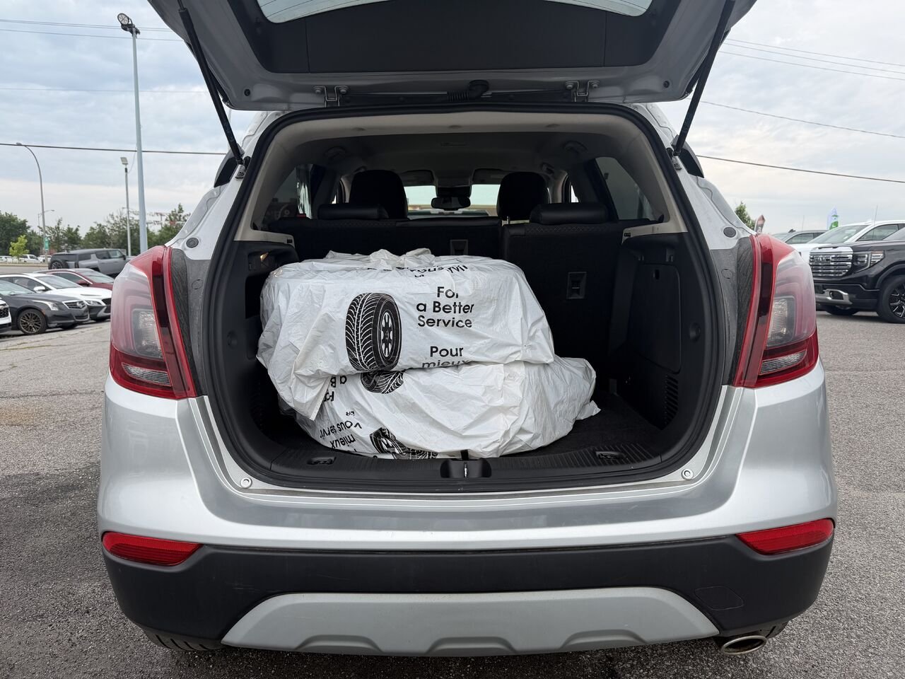 BUICK ENCORE PREFERRED Privilégiée 4 portes TA 2021 Argent Ottawa & Gatineau - photo #10