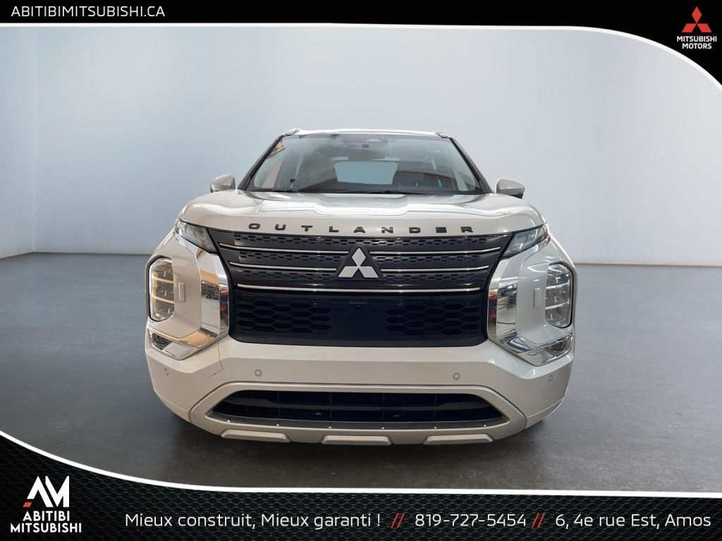 Mitsubishi Outlander PHEV 2023
