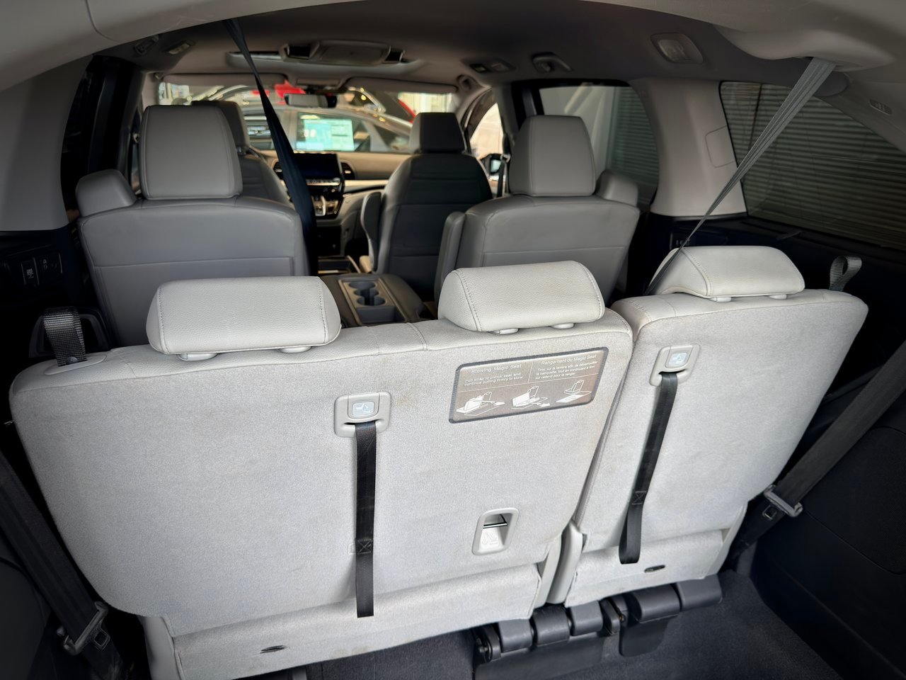 2019 Honda Odyssey Silver Notre-Dame-des-Prairies - photo #9