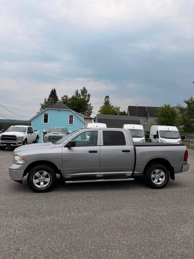 2022 RAM 1500 Classic Grey Lac Mégantic - photo #1