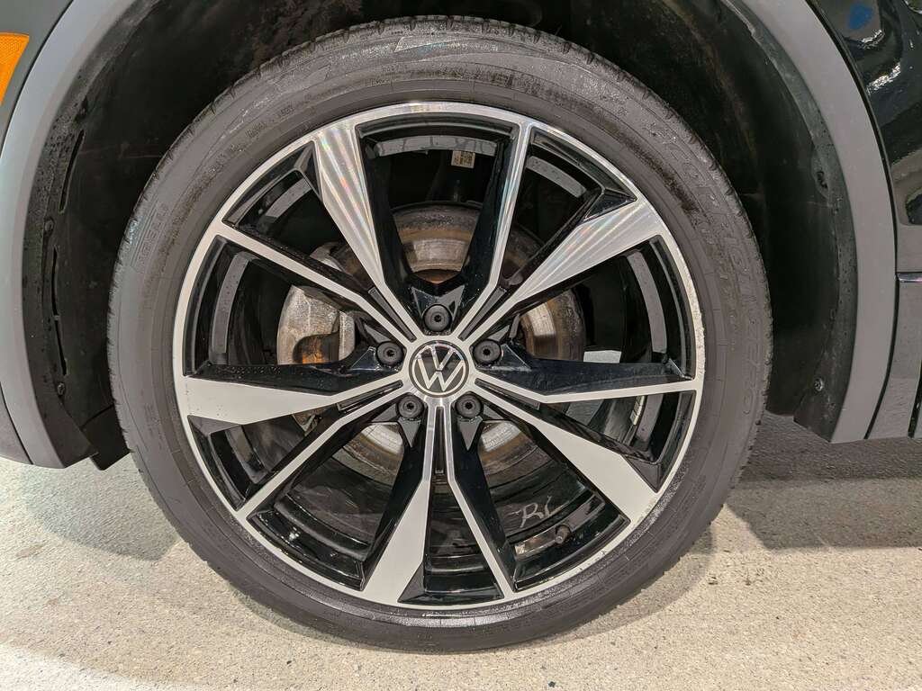 2022 Volkswagen Tiguan Highline R-Line 4MOTION Black Val-David - photo #38