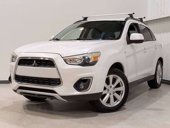 2015 Mitsubishi RVR White