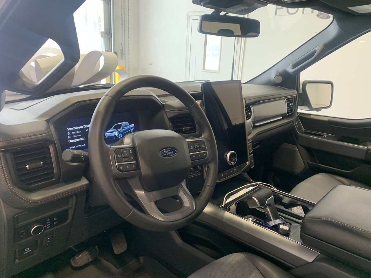 Ford F-150 Lightning LIGHTNING LARIAT CREW CAB 2025 Blanc Châteauguay - photo #22