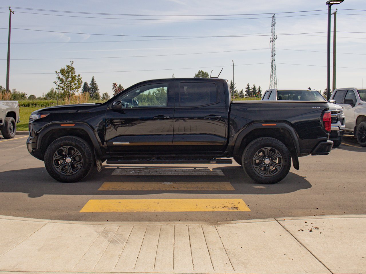 2024 GMC Canyon 4WD Crew Cab Elevation Black Sherwood Park - photo #6