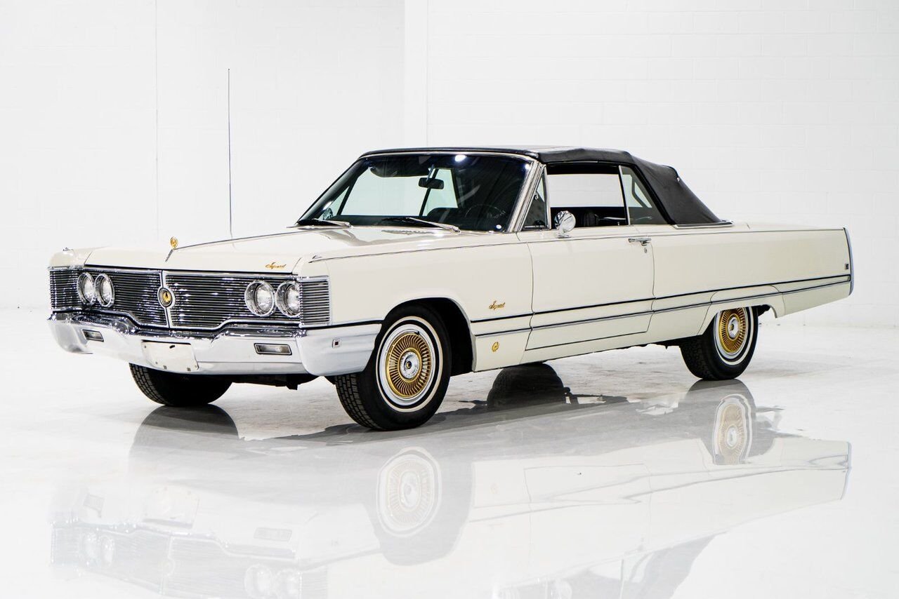 Chrysler IMPERIAL Unrestored with only 31,056 original miles **PRICE IN USD** 1968 Blanc Montréal - photo #58