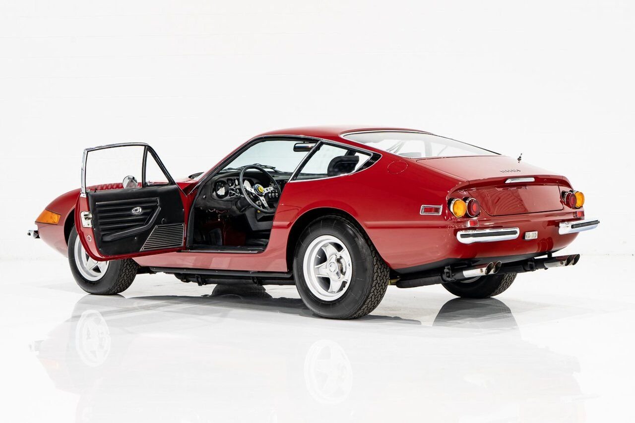 1973 Ferrari 365 GTB4 Daytona 18,301 miles With Orig Books/Tools/ Carbs / Filter Box Red Montreal - photo #84