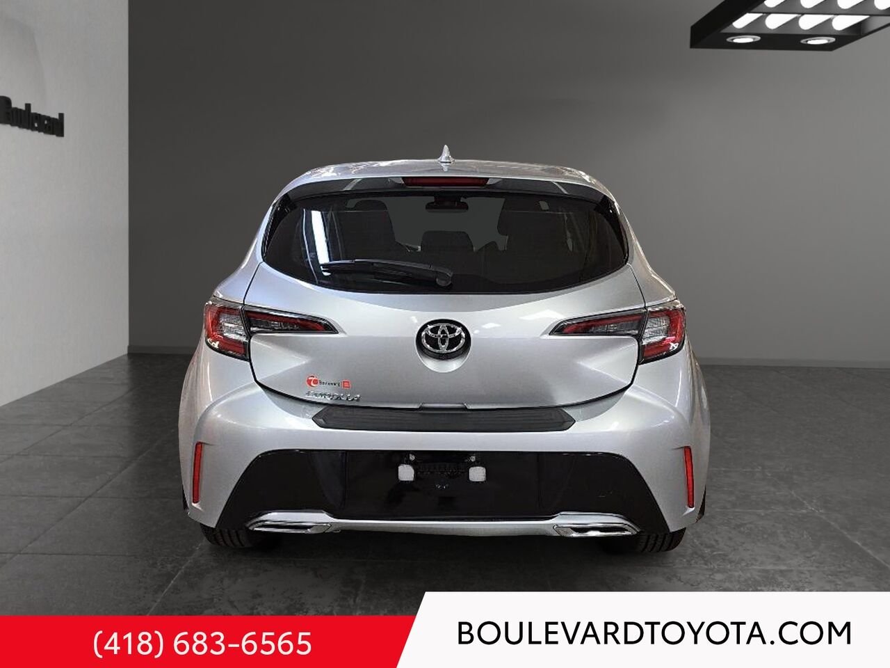 Toyota Corolla à hayon 100329A-17 | BASE 2021 Argent Québec - photo #4