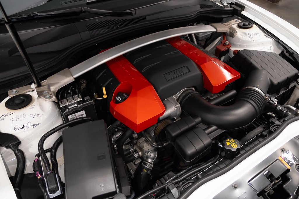 2011 Chevrolet Camaro 2dr Conv 2SS | PRICE IN USD | 14 of 50 White Kirkland - photo #27