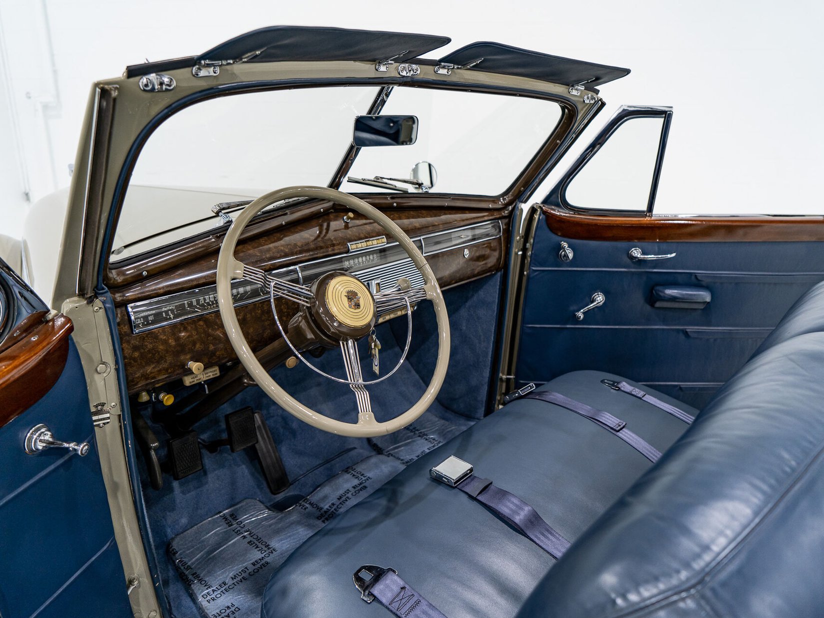 Cadillac Series 75 1 of 27 built. Former CCCA National first prize winner *PRICE IN USD* 1939 Brun Montréal - photo #4