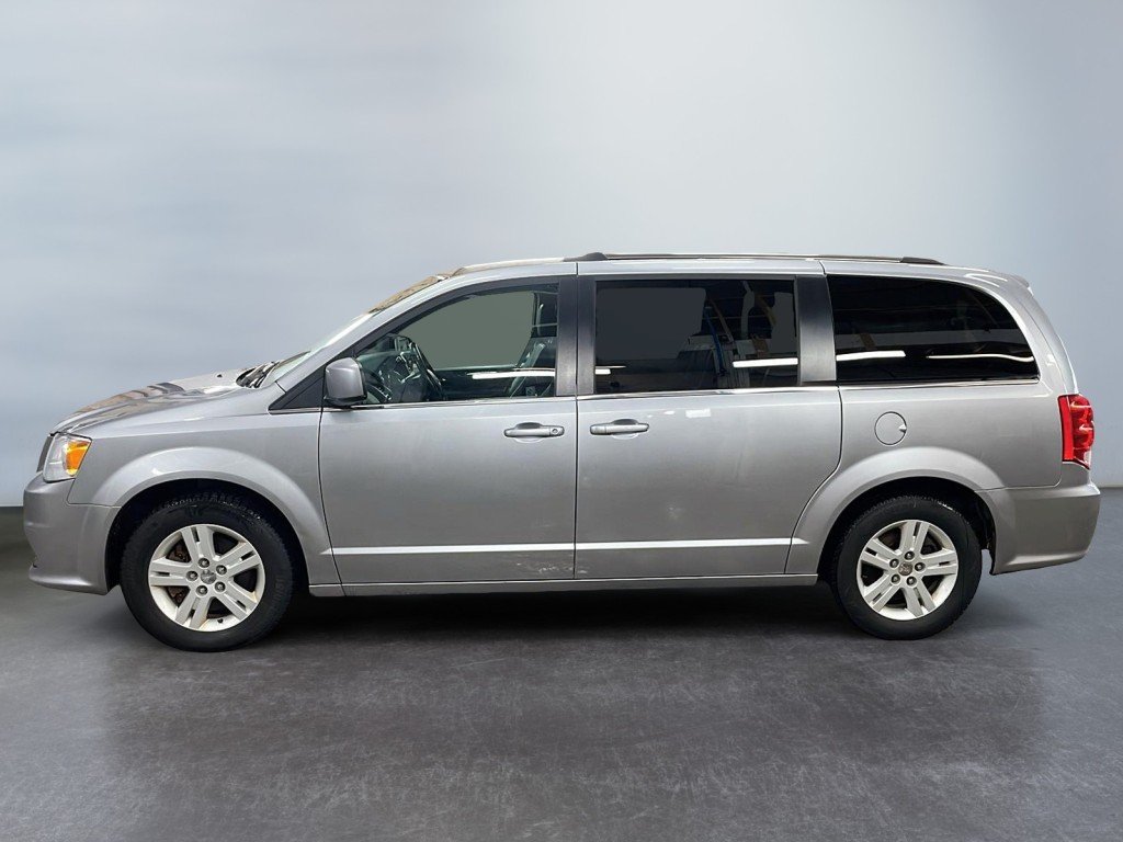 Dodge GRAND CARAVAN 2018 Gris Amos - photo #3