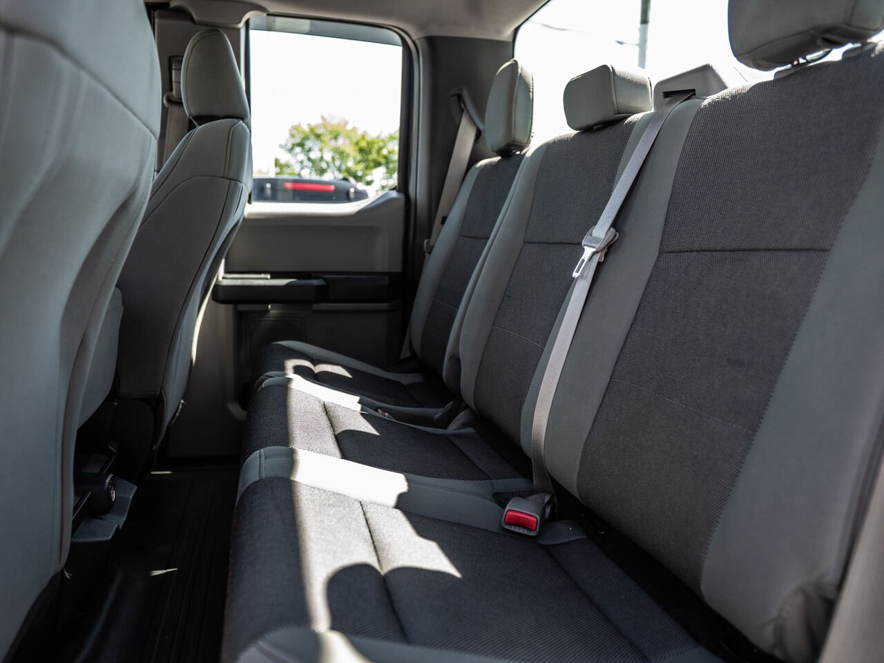Ford F-150 2016 Blanc Sainte-Julienne - photo #21