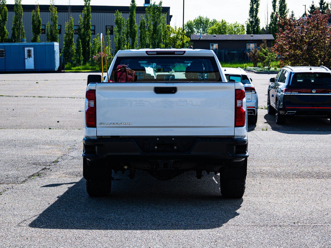2024 Chevrolet Silverado 3500HD 4WD Crew Cab 159 Work Truck White Sherwood Park - photo #11