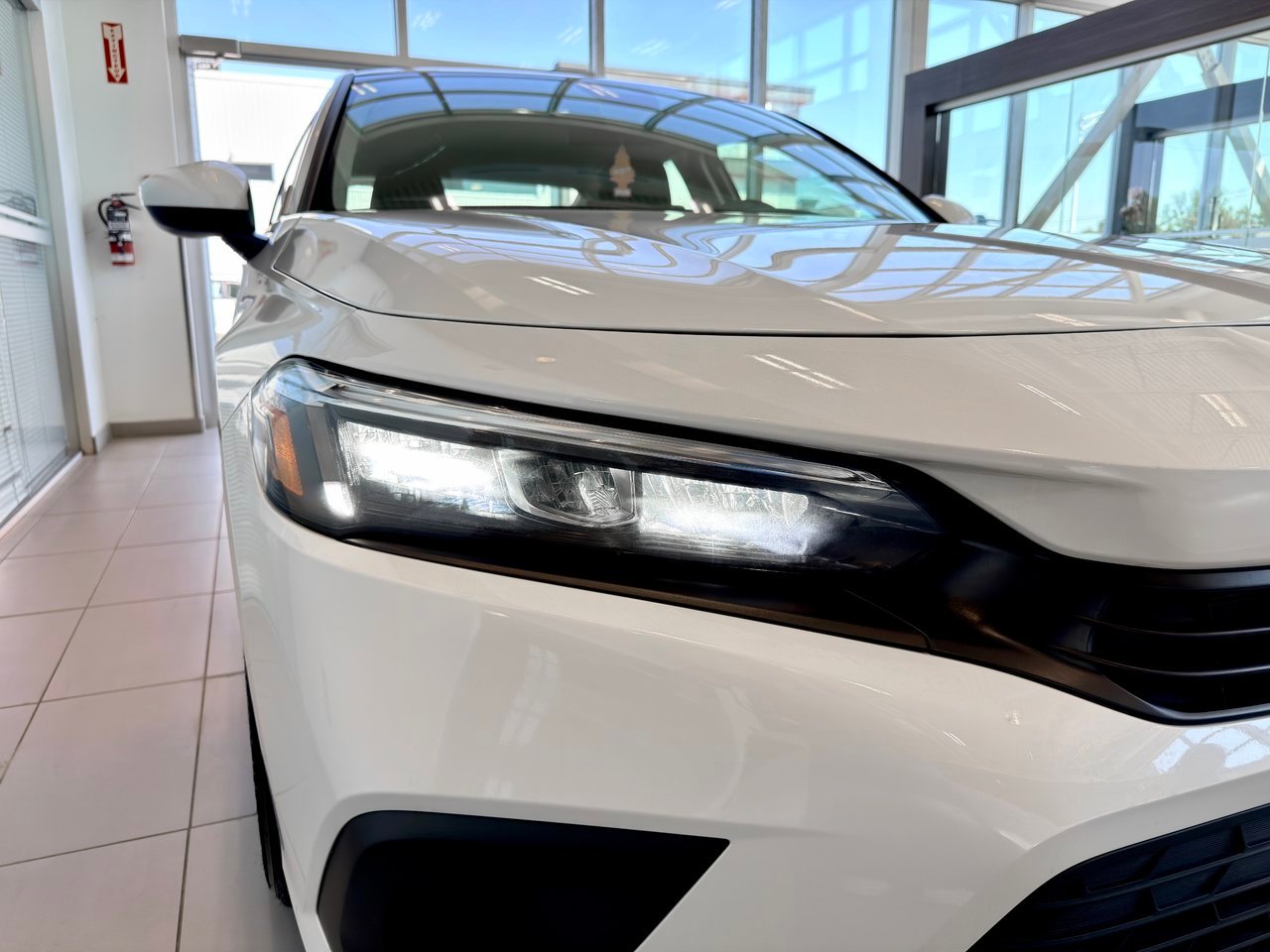 Honda Civic Sedan 2023 Blanc Notre-Dame-des-Prairies - photo #5