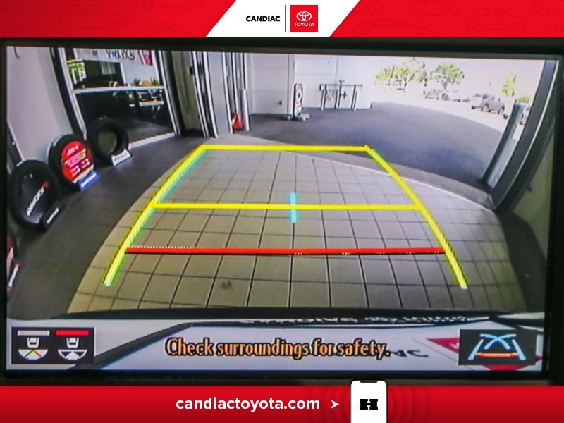 2022 Toyota Rav 4 White Blainville - photo #11