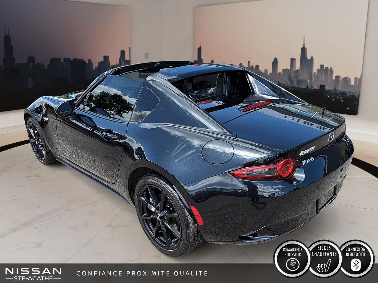 Mazda MX-5 RF GS-P | TOIT RIGIDE ESCAMOTABLE | MANUELLE 6 VITESSES | PROPULSION 2022 Noir Saint-Jérôme - photo #5