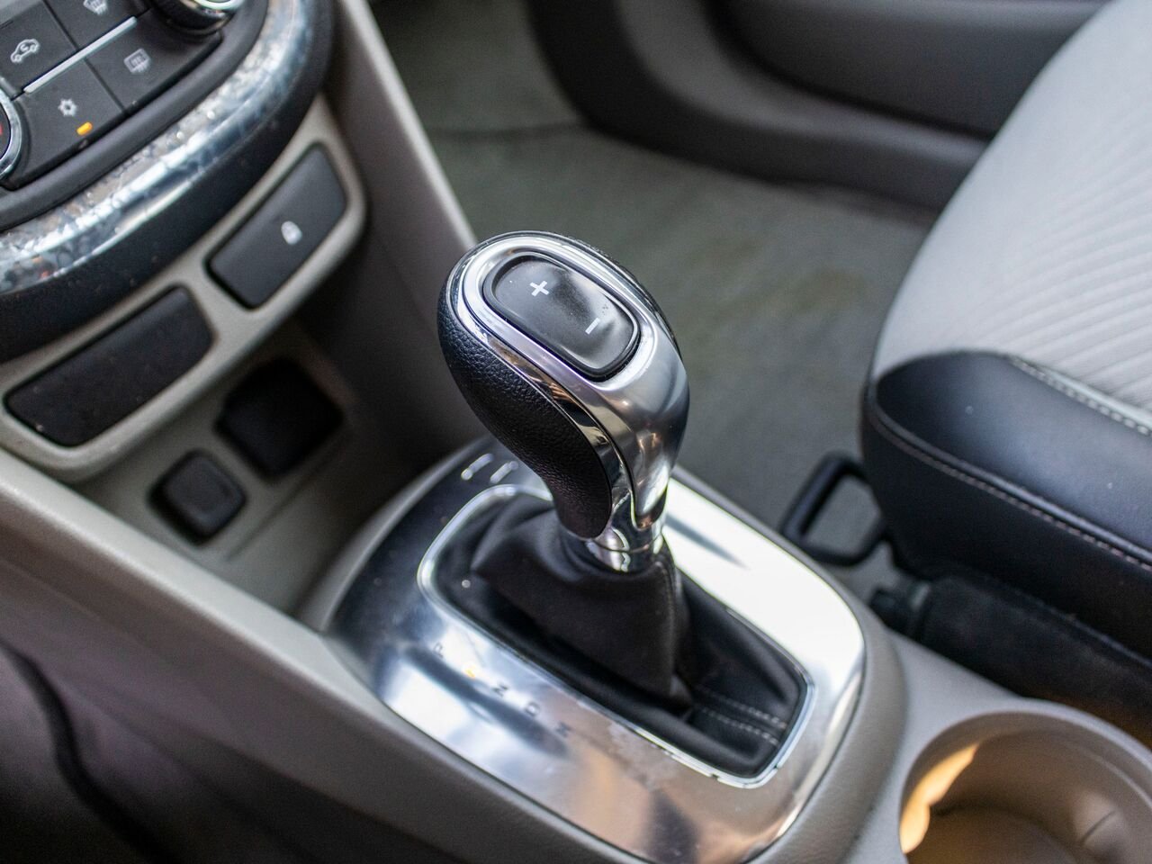 2014 Buick Encore AWD 4dr Grey Châteauguay - photo #17