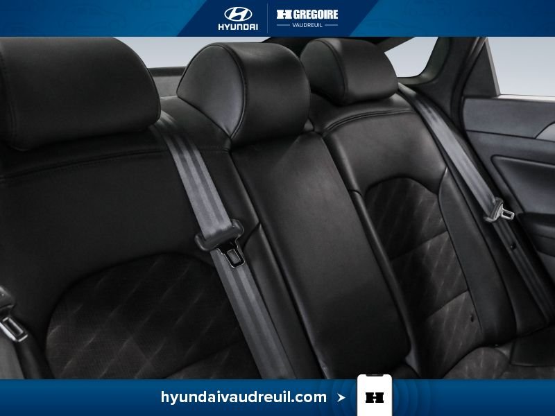 Hyundai Sonata 2018 Blanc Laval - photo #33
