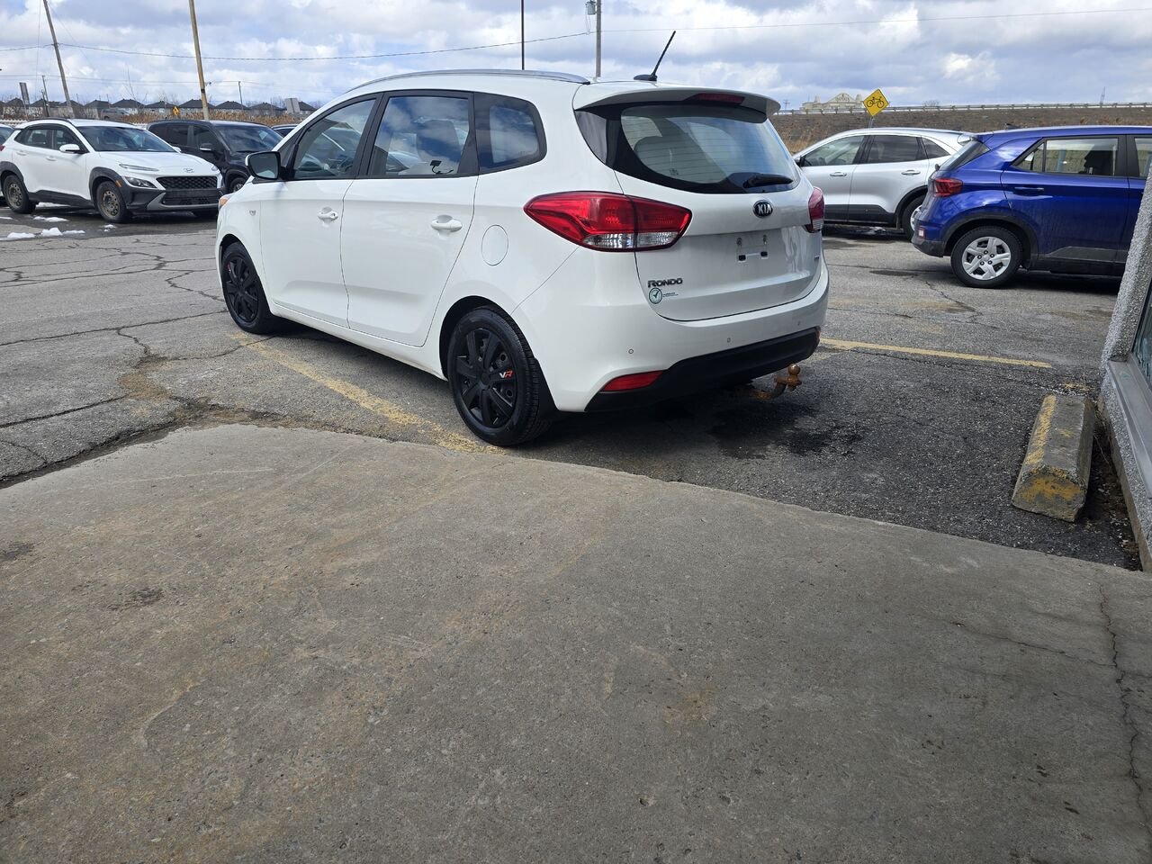 Kia Rondo 2016 Blanc Longueuil, - photo #3