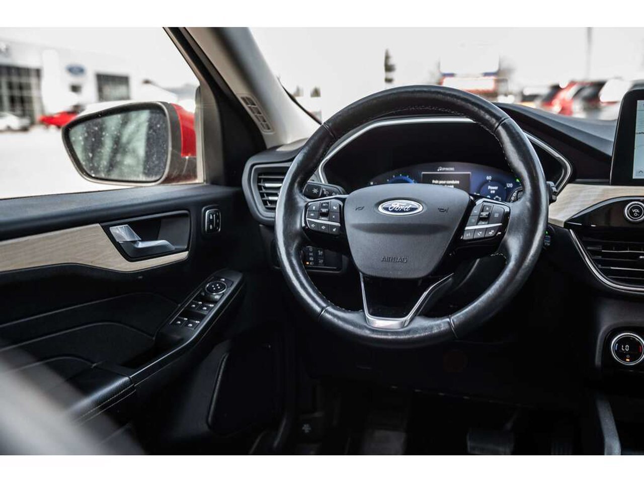 2021 Ford Escape Red Sainte-Julienne - photo #29