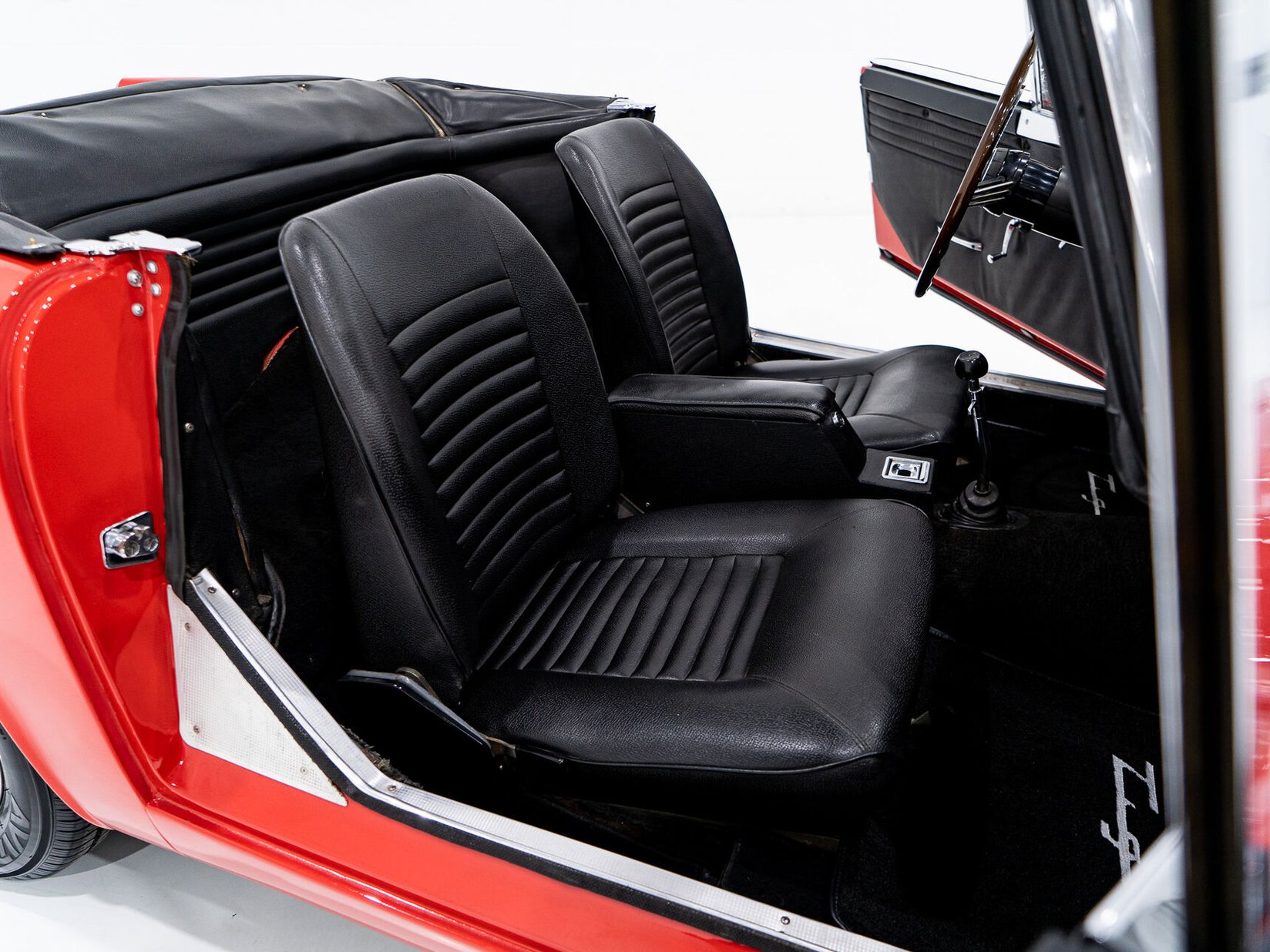 1967 Sunbeam Tiger Unrestored with single repaint **PRIX EN USD** Red Montreal - photo #67