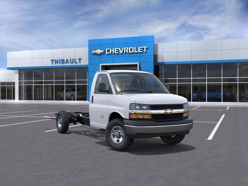 2026 CHEVROLET Express Commercial Cutaway 2026 SUMMIT WHITE