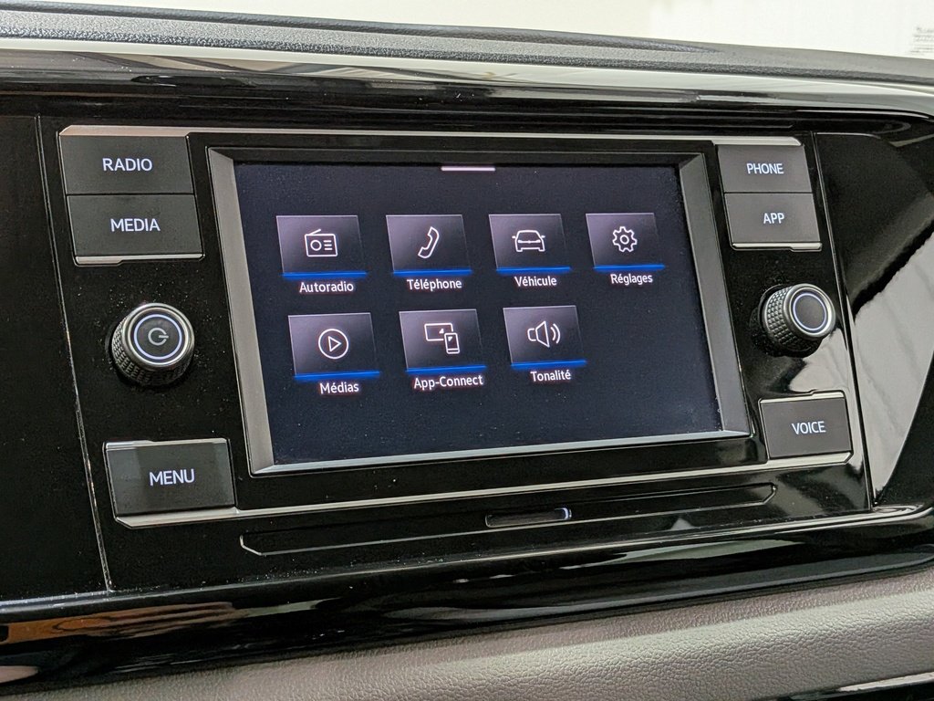 2023 Volkswagen Taos Trendline FWD White Val-David - photo #19