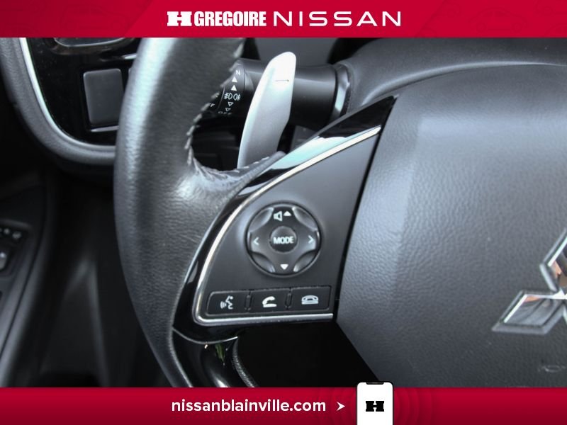 2018 Mitsubishi Outlander White Blainville - photo #16