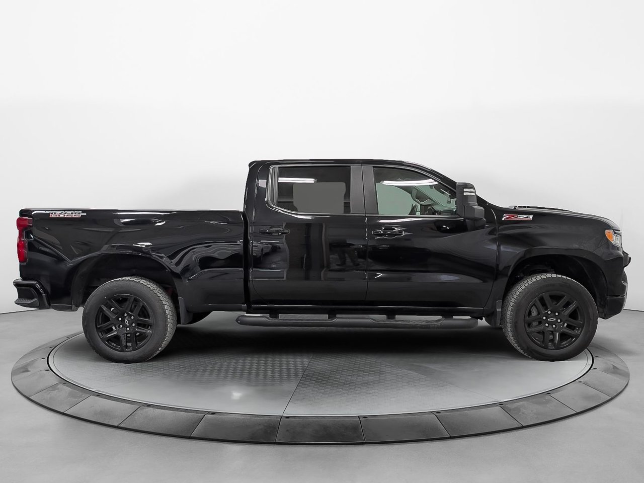Chevrolet Silverado 1500 LT Trail Boss 2024 NOIR Saint-Eustache - photo #5