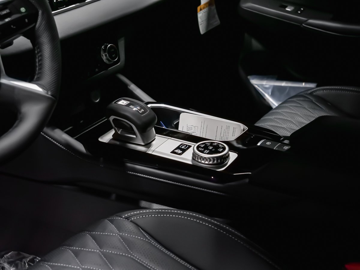 2026 Mitsubishi Outlander Plug-In Hybrid GT Black Diamond Premium Finish Montreal - photo #7