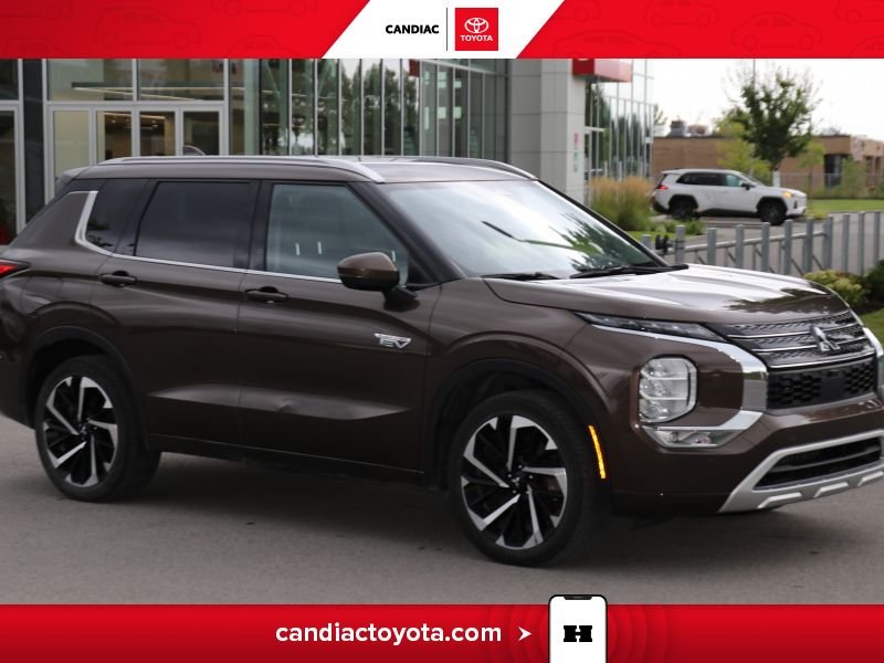 2023 Mitsubishi Outlander Plug-In Hybrid Bronze Laval - photo #0