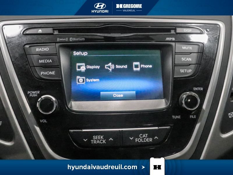 2016 Hyundai Elantra White Laval - photo #26