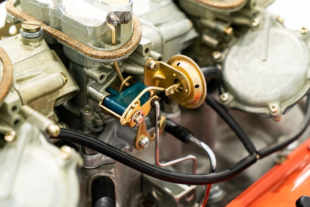 Chevrolet 427/435 Engine PRIX EN USD | Tripower Original Factory Motor never installed or stamped 1967 Montréal - photo #48