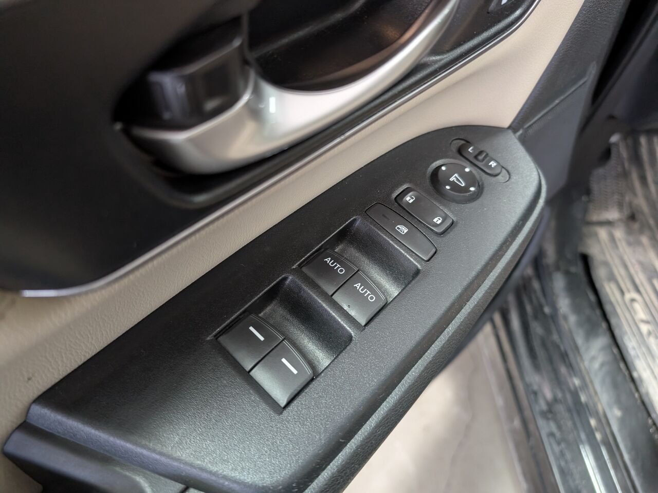 2018 Honda CR-V 2HKRW2H93JH134221 Black Sherbrooke - photo #9