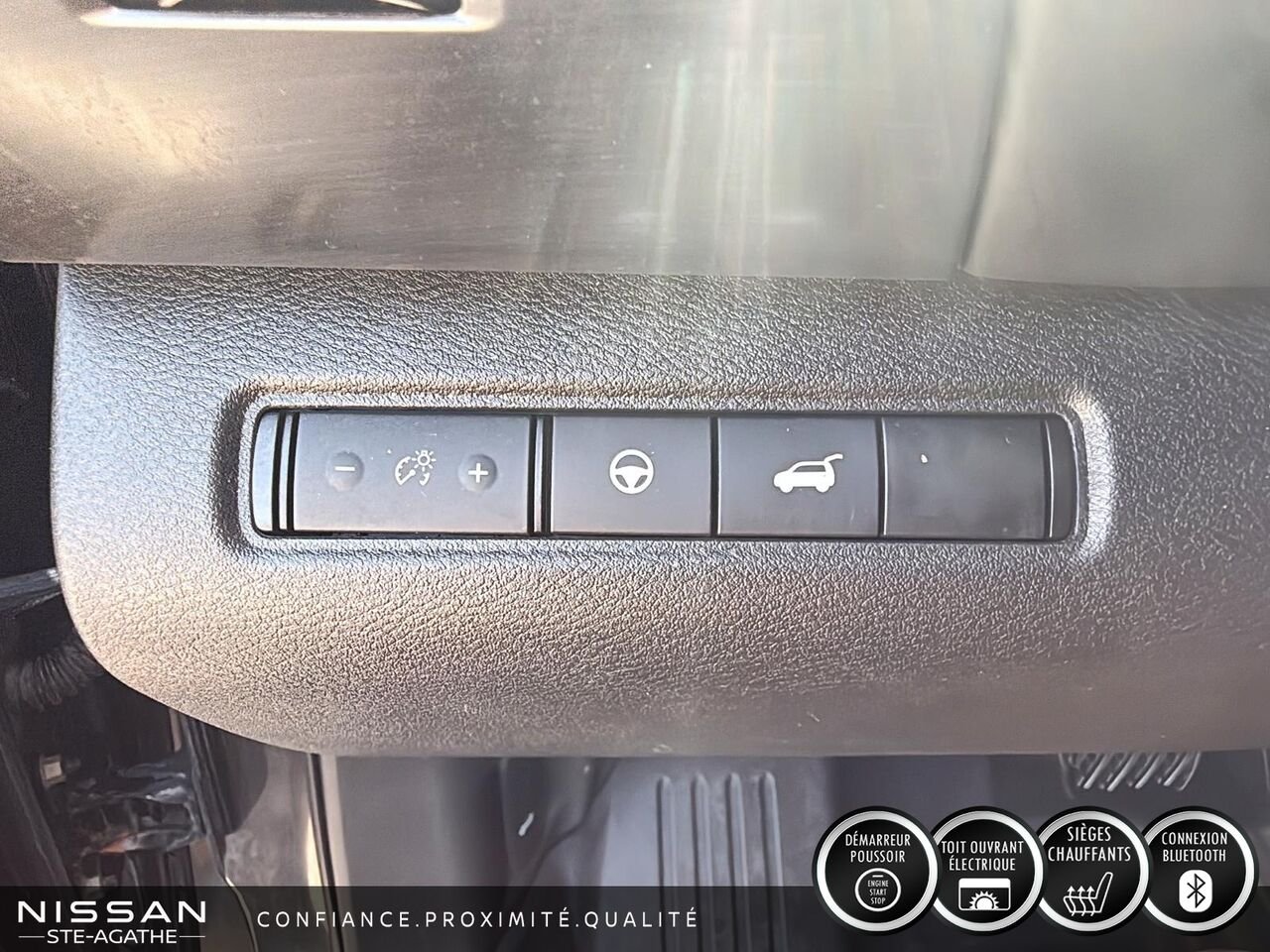 2024 Nissan Pathfinder SL 4RM Black Saint-Jérôme - photo #16