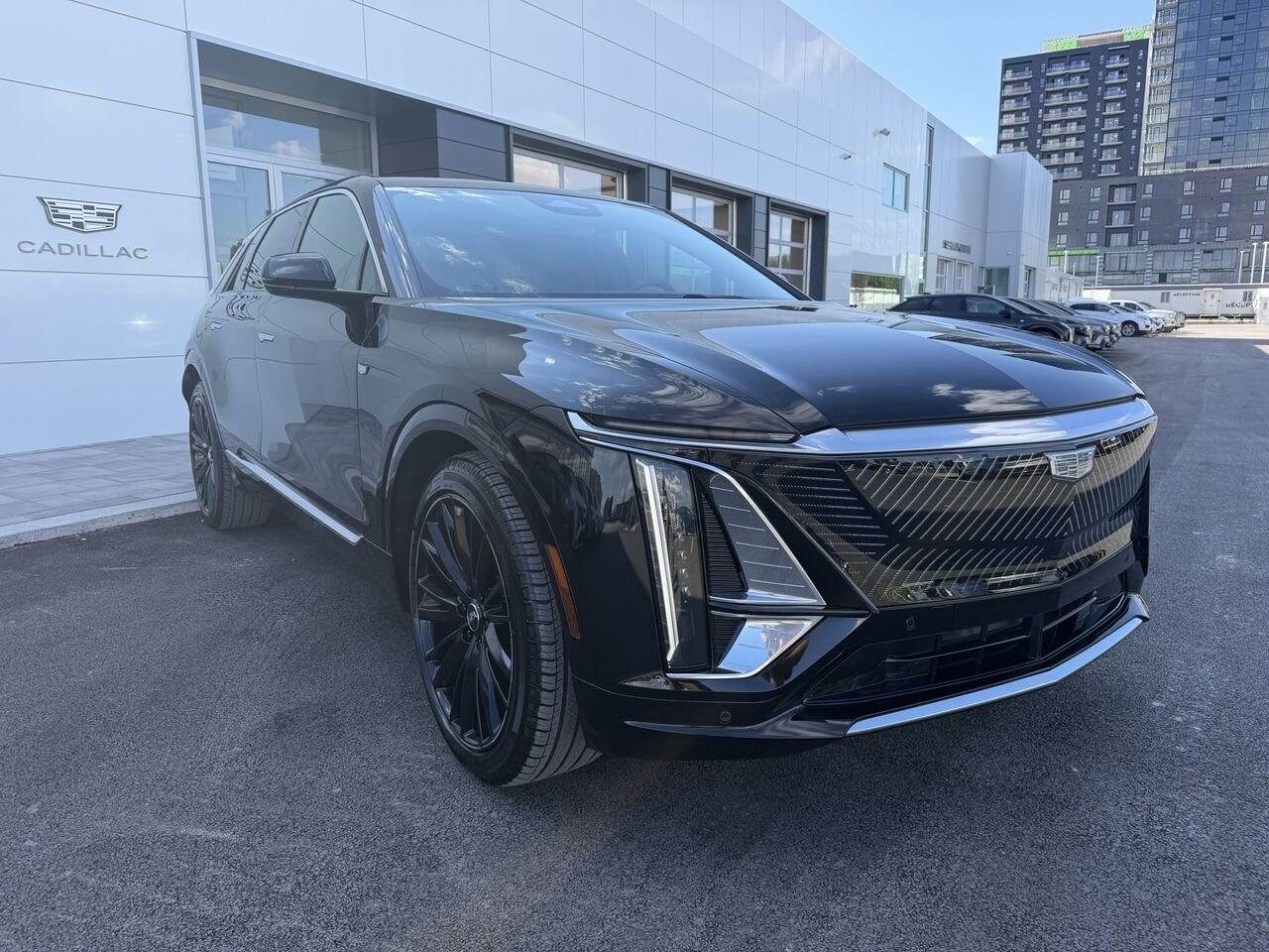 Cadillac LYRIQ TECH FINANCEMENT À PARTIR DE 0.99% 2024 Noir Laval - photo #8