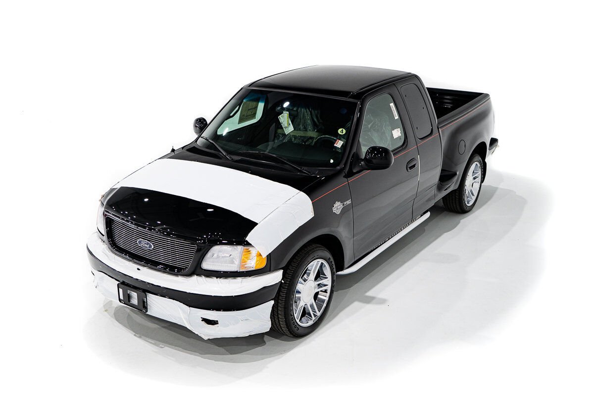 2000 Ford F-150 Harley Davidson Edition In Delivery Packaging Black Montreal - photo #50
