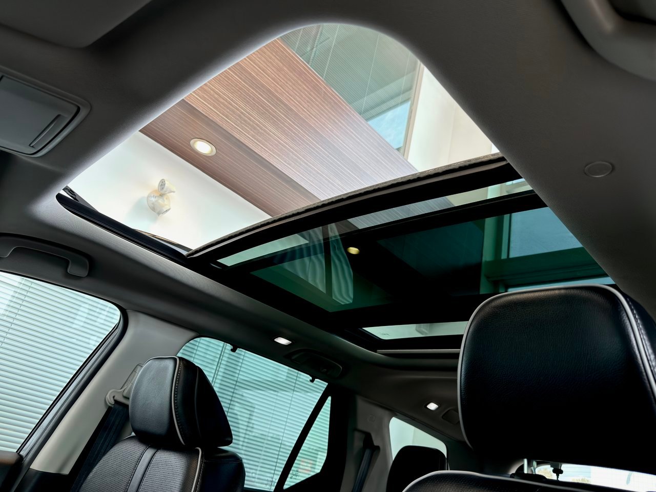 2025 Honda Pilot gray Notre-Dame-des-Prairies - photo #16
