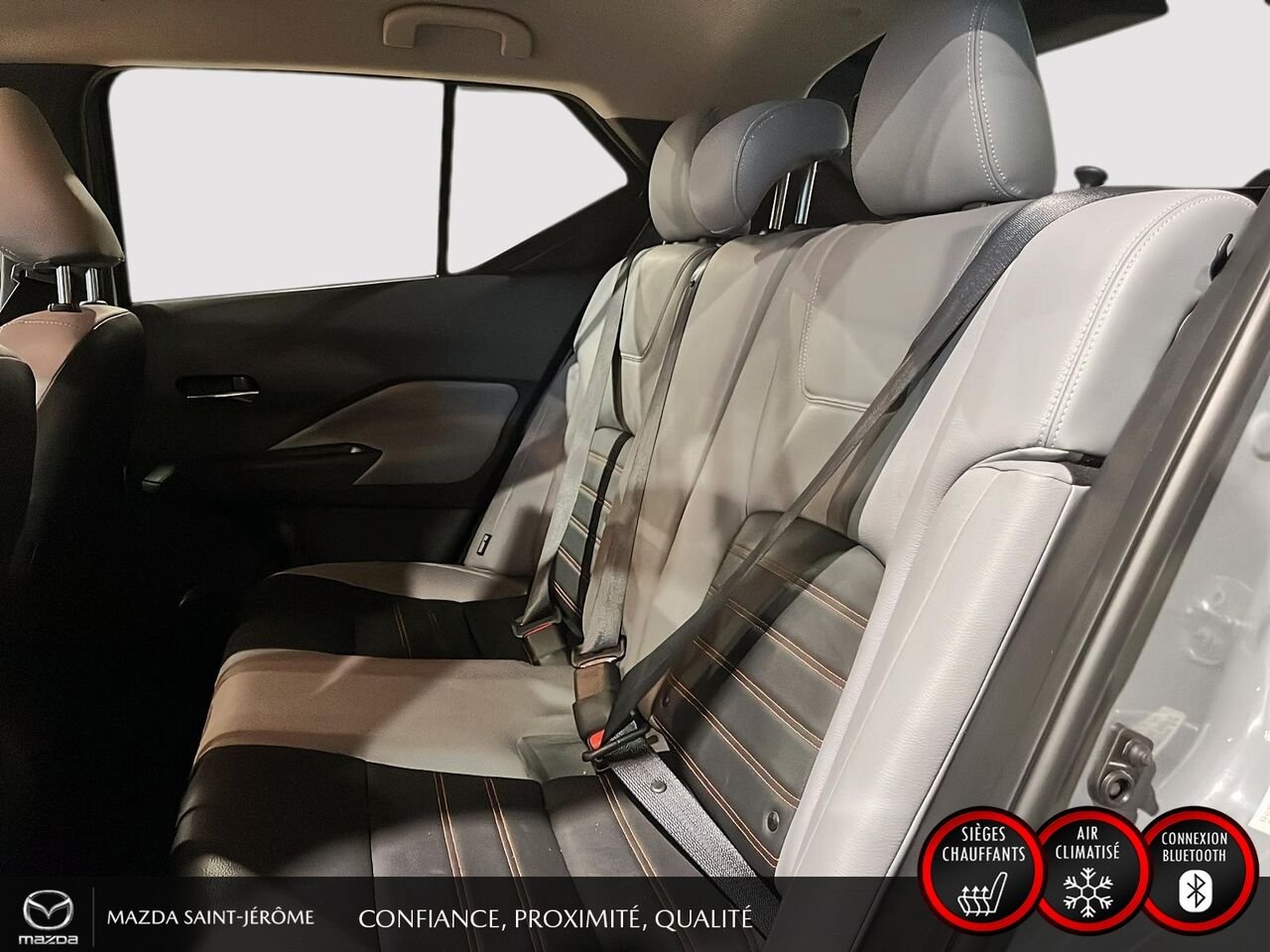 Nissan Kicks SR | DÉMARREUR À DISTANCE | AIDE AU STATIONNEMENT | MAGS NOIR 2023 Gris Saint-Jérôme - photo #20