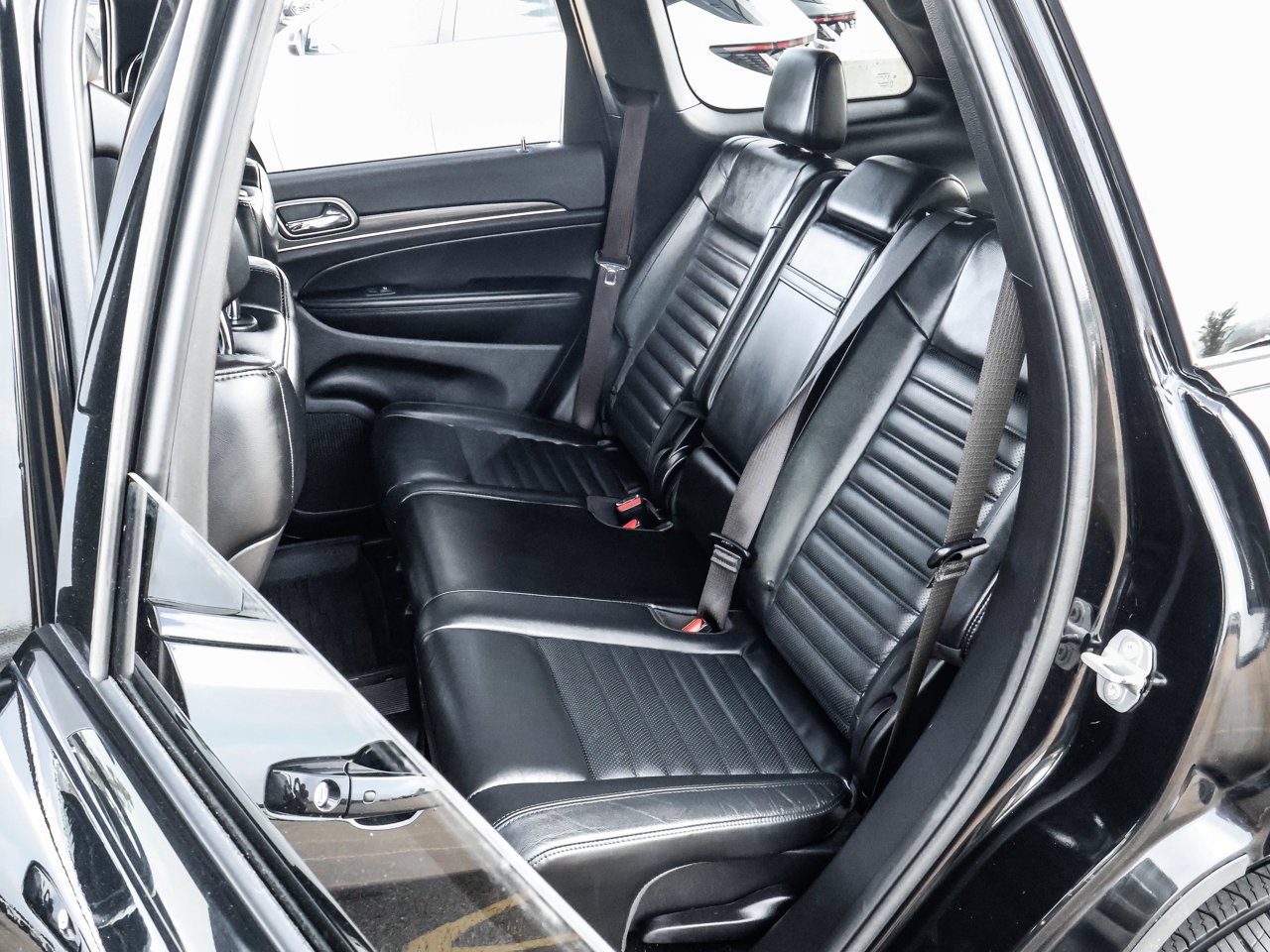 2021 Jeep Grand Cherokee Limited X 4x4 Black Sherwood Park - photo #15