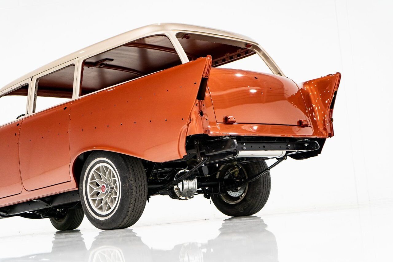 Chevrolet Bel Air PRIX EN USD | Project Wagon Completely Restored Shell 1957 Montréal - photo #21