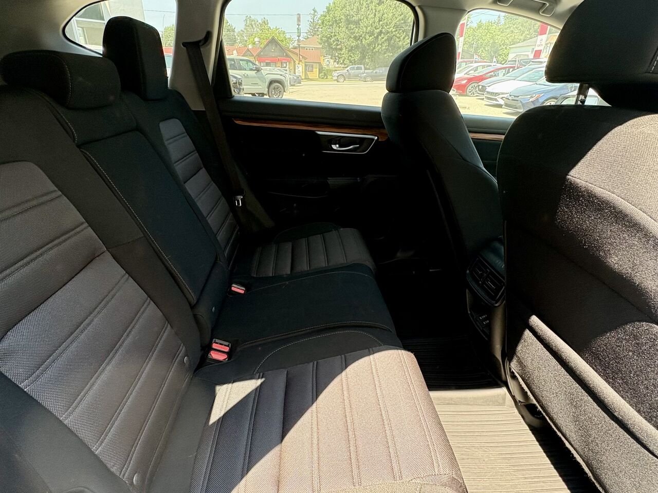 2018 Honda CR-V White Mont-Laurier - photo #17