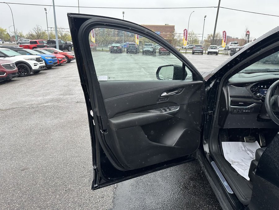 2023 CADILLAC XT4 SPORT 2023 Black