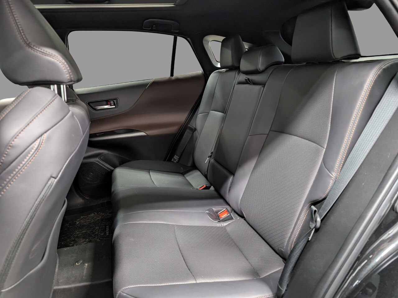 2023 Toyota Venza Hybride JTEAAAAH5PJ150147 Celestial Black Sherbrooke - photo #24